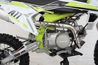 EGL A10 PRO 125 , 125cc Dirt Bike right side view engine